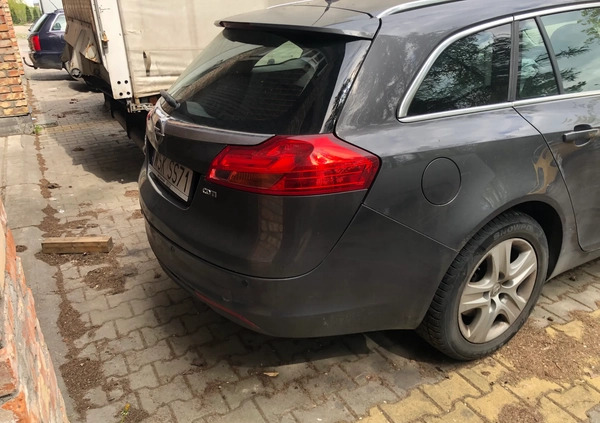 Opel Insignia cena 8800 przebieg: 284400, rok produkcji 2010 z Andrychów małe 37